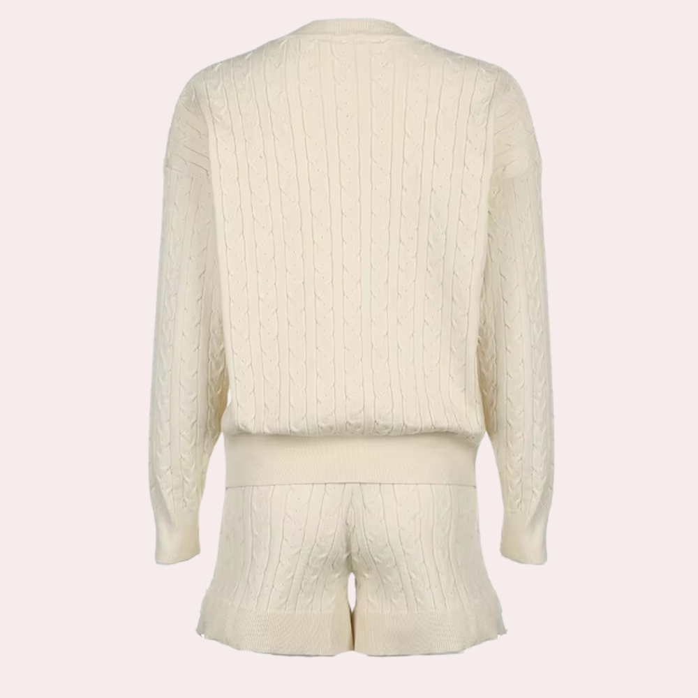 Modische Strickset für Damen