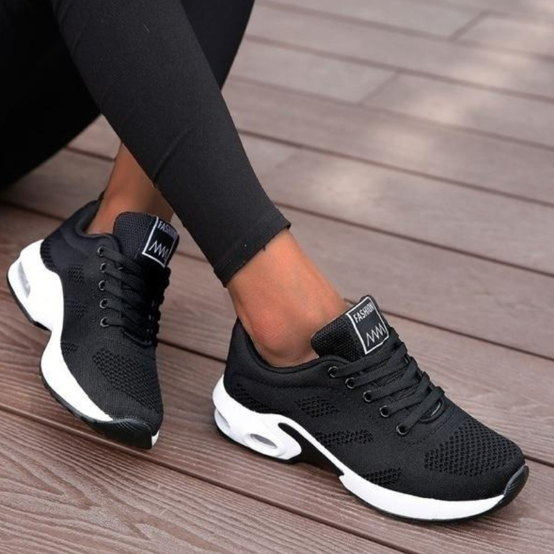 Bequeme Sportschuhe für Damen in modernem Design, ideal für schmerzfreies Gehen, Sport und Alltag.
