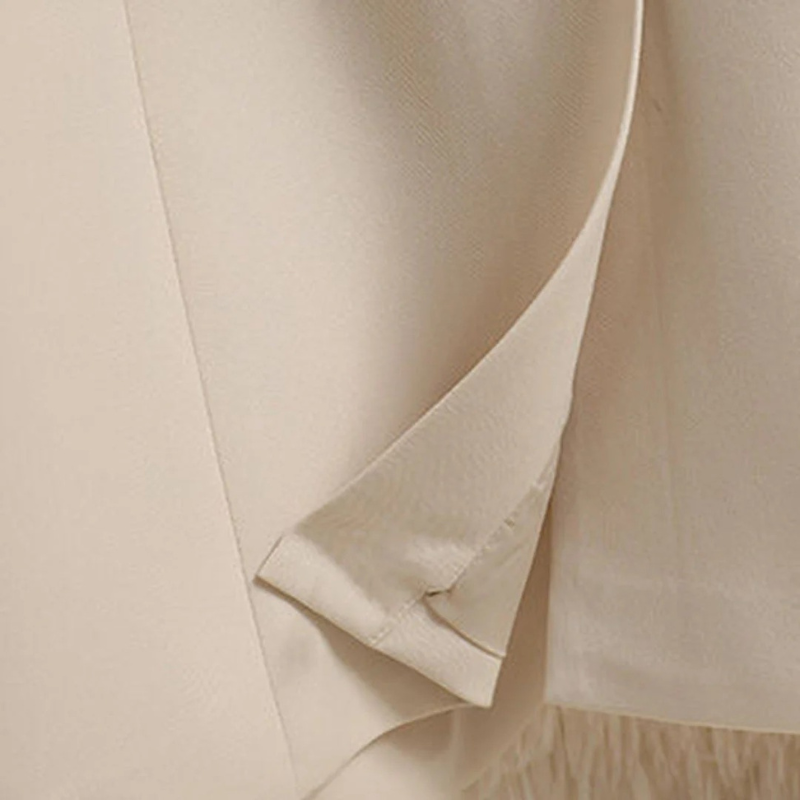 Damen eleganter Büroblazer in stilvollem und professionellem Design