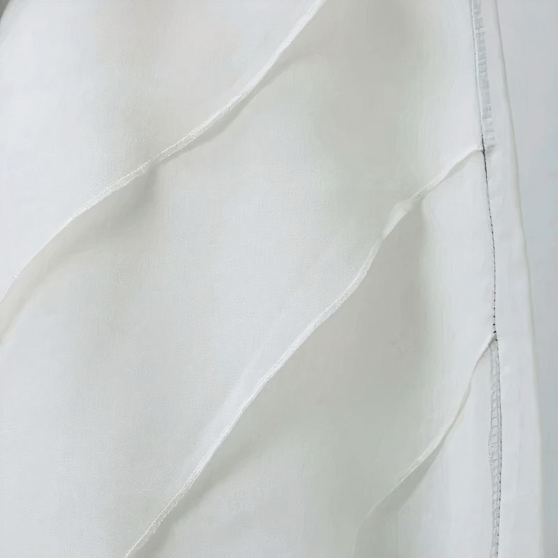 Damen elegantes schwarz-weißes Abendkleid – stilvolles Kleid für besondere Anlässe