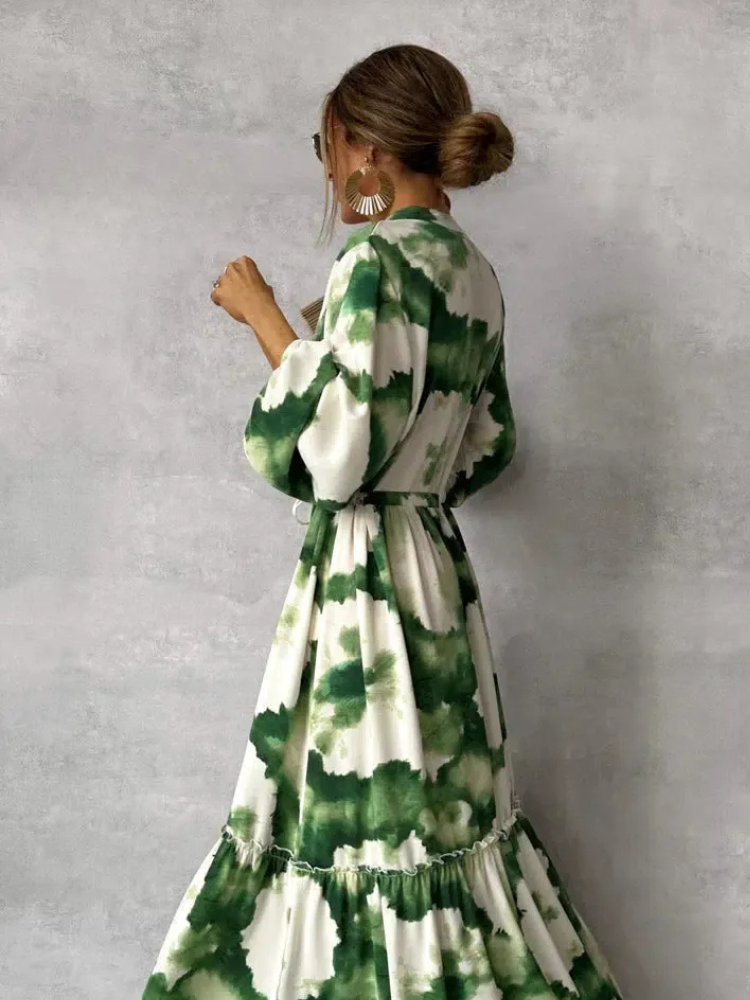 Damen Vintage Kleid mit langen Ärmeln in elegantem Schnitt für Alltag und besondere Anlässe.