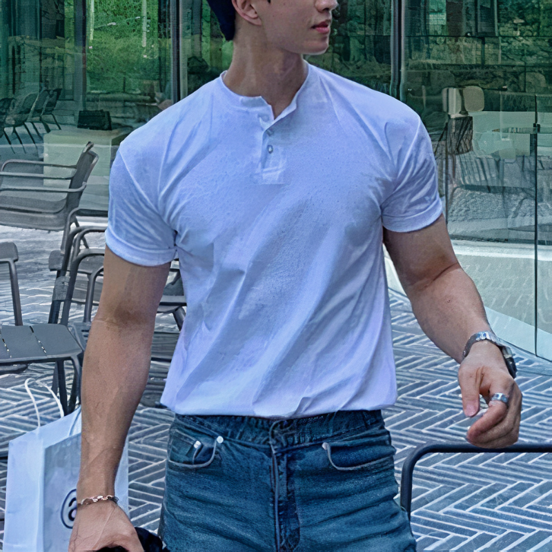 Klassisch elegantes Poloshirt für Herren in zeitlosem, stilvollem Design