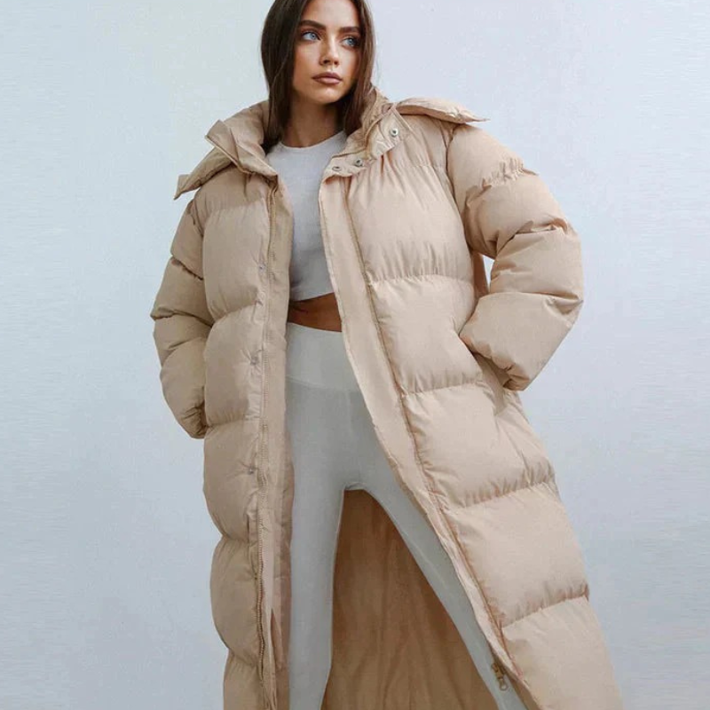Lange warme Damen-Pufferjacke mit modernem Design und funktionaler Passform