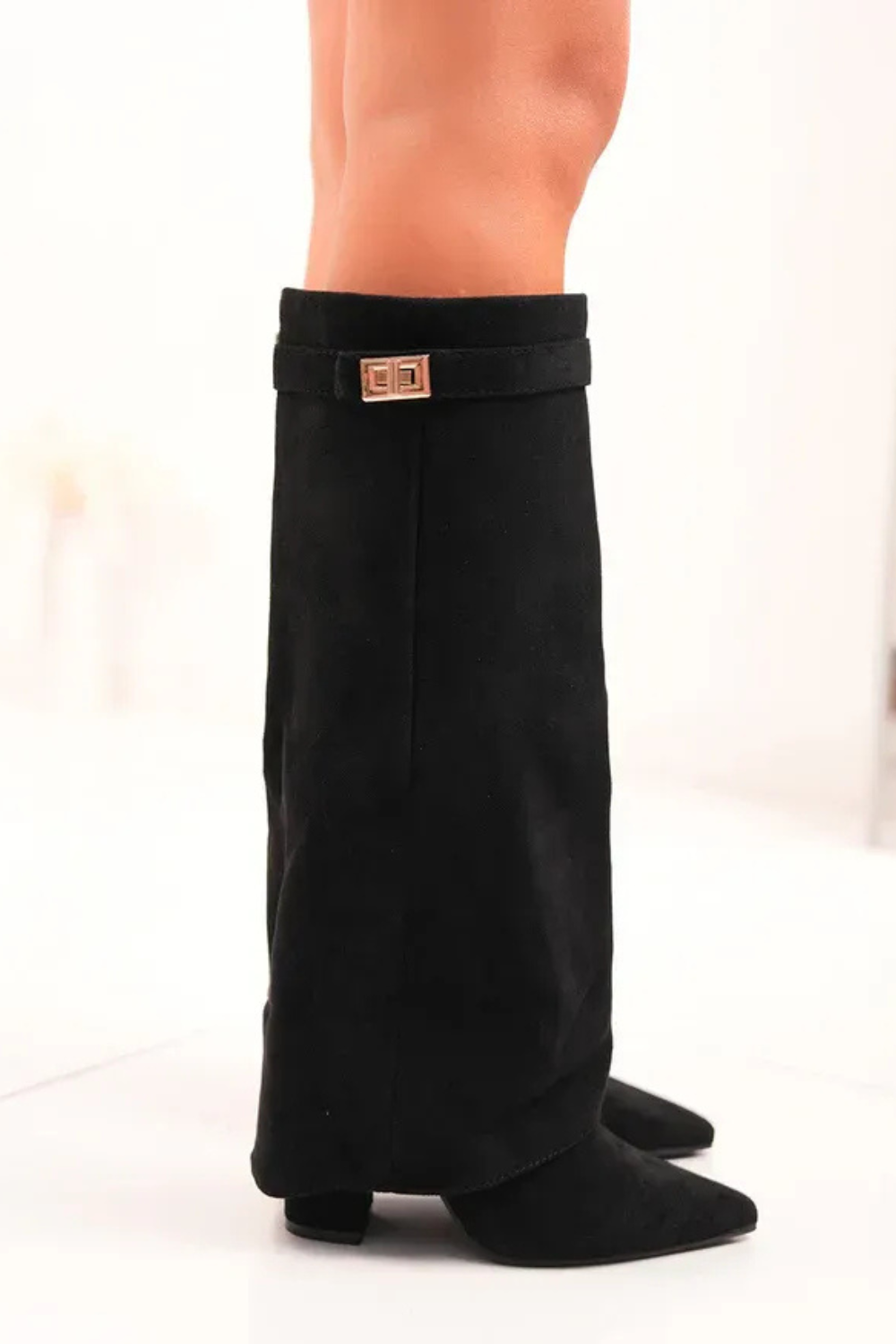 Modische Festivalstiefel für Damen, bequem und stylisch für Festivals und Events.