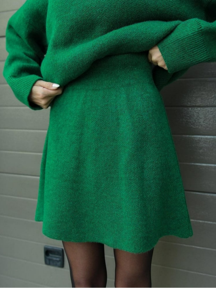 Warmes Strick-Set für Damen mit modernem und gemütlichem Stil