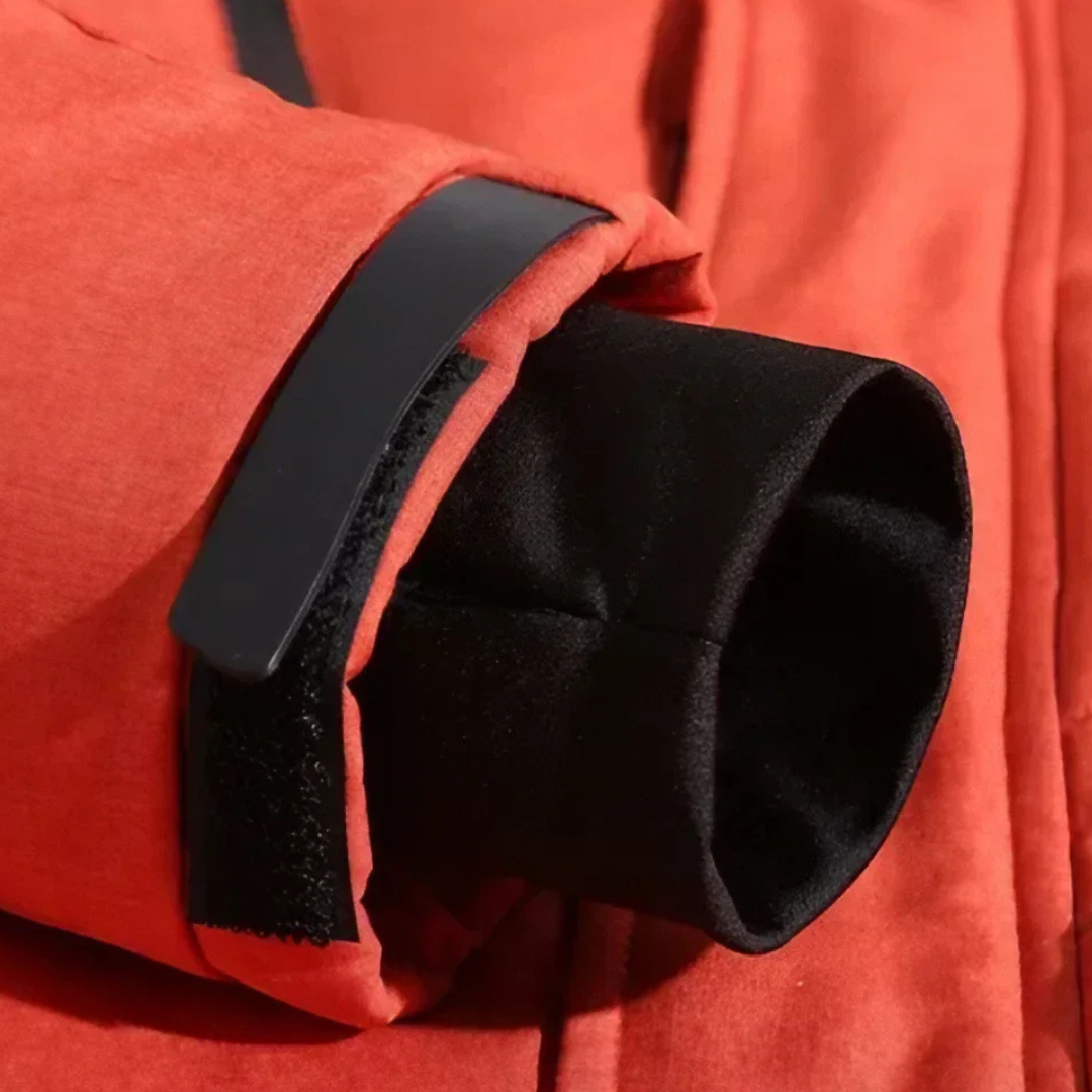 Gepflegte Jacke mit abnehmbarer Kapuze für Herren | Arvid