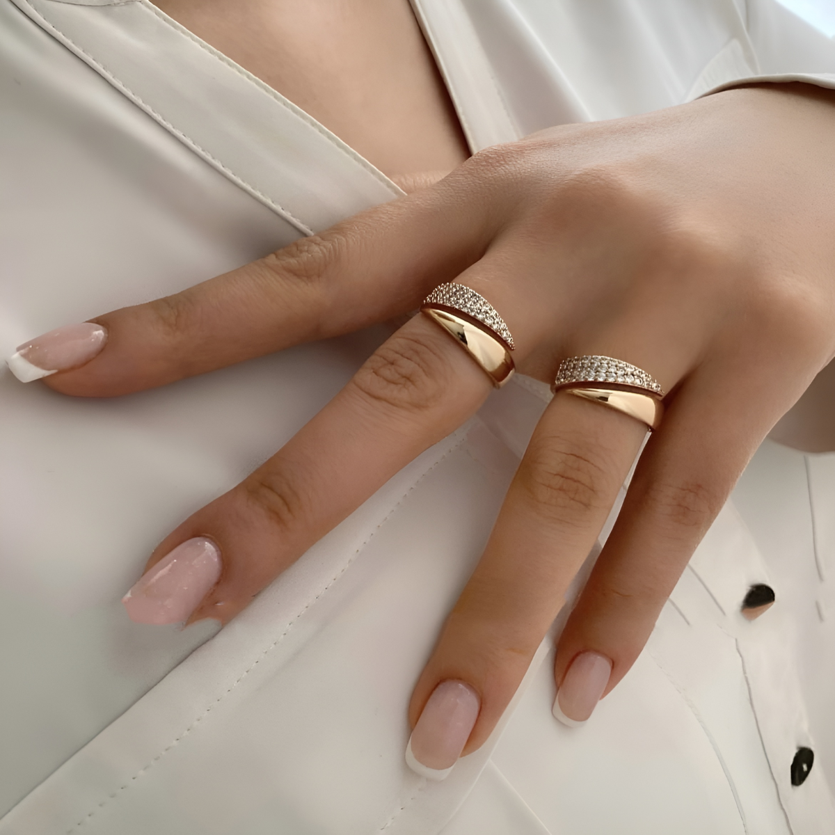 Eleganter Statement-Ring mit klarer Silhouette für Damen | Elowen