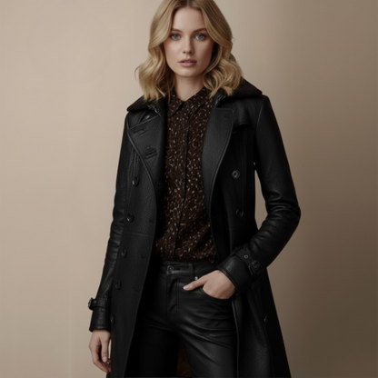 Eleganter Langer Damenmantel mit Strukturkragen | Clavena