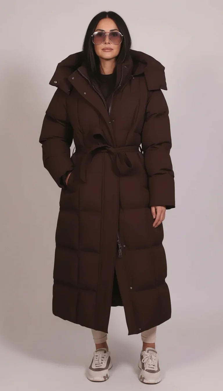 Eleganter Longline Puffer-Mantel mit Kapuze für Damen | Nordelle