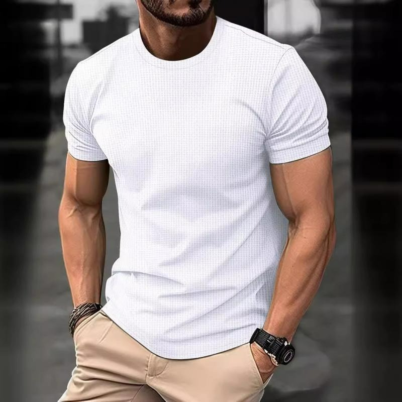 Atmungsaktives Herren-T-Shirt mit modernem Design für warme Tage
