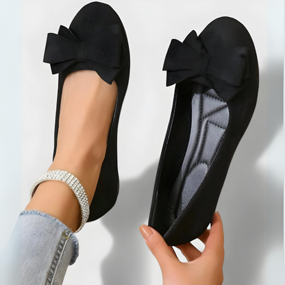 Bequeme flache Schuhe für Damen – ideal für Alltag, Freizeit und längere Strecken