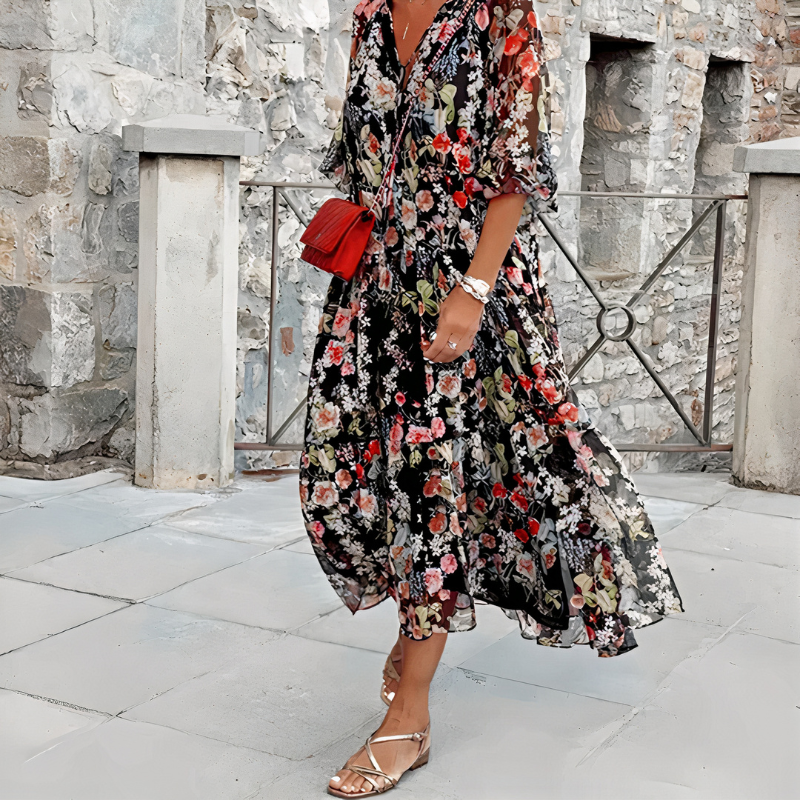 Bequemes florales Sommerkleid für Damen in luftigem Schnitt, ideal für warme Tage