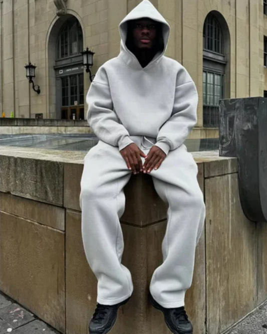 Bequemes Hoodie- und Hosen-Set für Herren in modernem Design