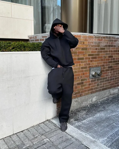 Bequemes Hoodie- und Hosen-Set für Herren in modernem Design