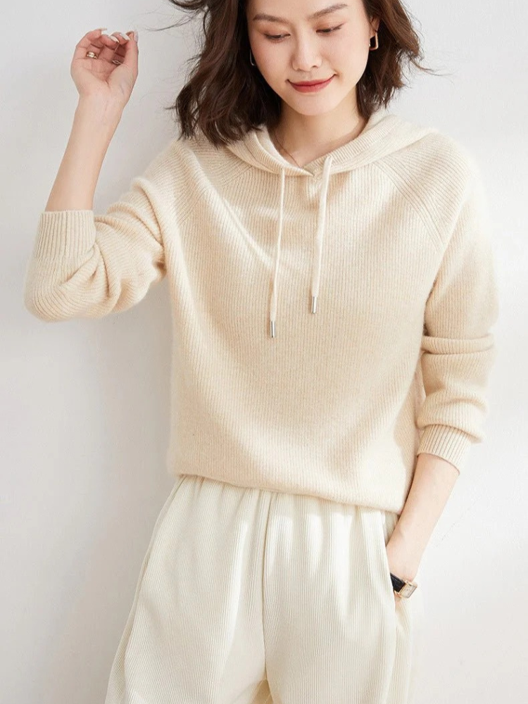 Damen Casual weicher Kapuzenpulli in warmer Ausführung, ideal für Freizeit und kühle Tage.