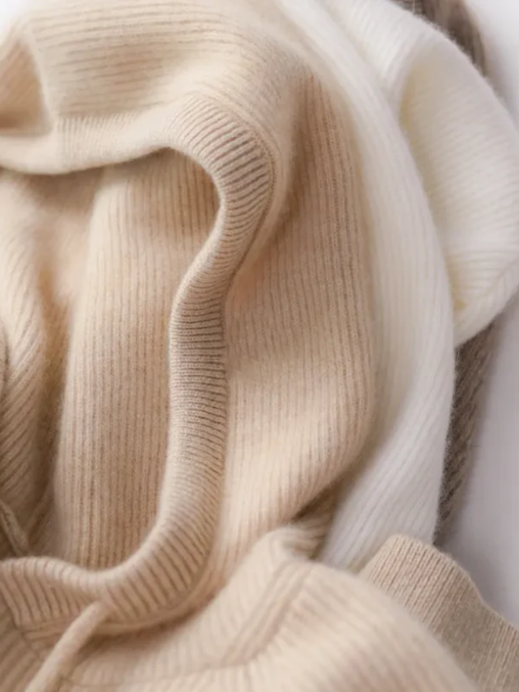 Damen Casual weicher Kapuzenpulli in warmer Ausführung, ideal für Freizeit und kühle Tage.