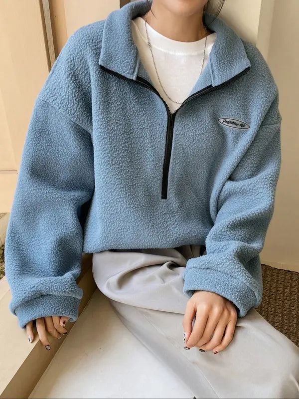 Lässiges Sweatshirt mit Half-Zip und Patch-Detail für Damen | Elvara