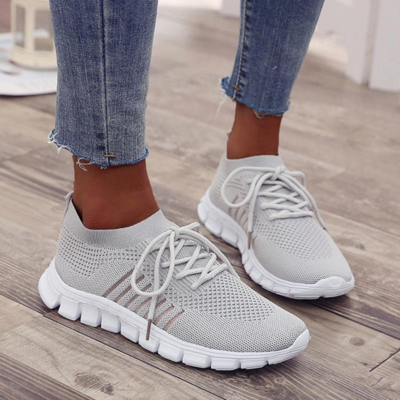 Damen atmungsaktive Sportschuhe in modernem Design, geeignet für komfortables Gehen im Alltag und bei Freizeitaktivitäten.