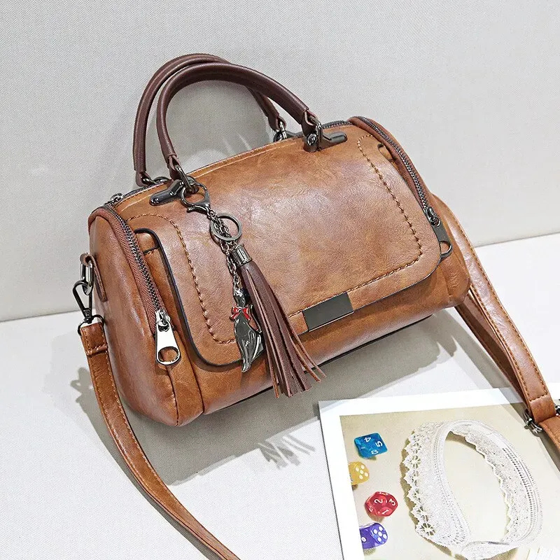 Damen elegante Vintage-Handtasche mit klassischem Design für stilvolle Auftritte.

