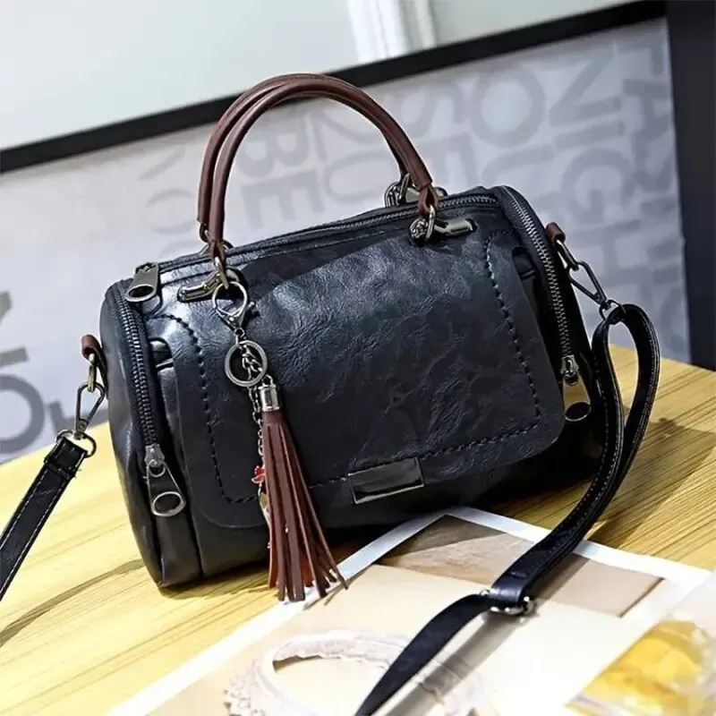 Damen elegante Vintage-Handtasche mit klassischem Design für stilvolle Auftritte.

