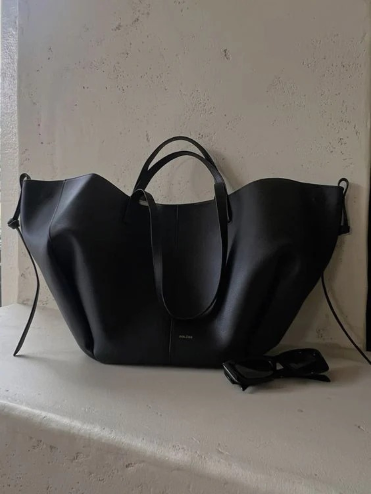 Damen Elegante Vintage Umhängetasche in klassischem Stil als stilvolles Accessoire.
