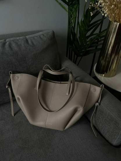 Damen Elegante Vintage Umhängetasche in klassischem Stil als stilvolles Accessoire.