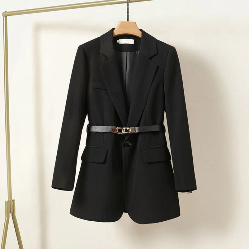 Damen eleganter Büroblazer in stilvollem und professionellem Design