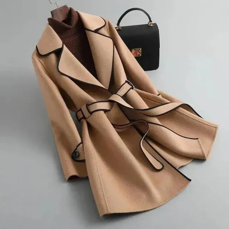 Damen eleganter Mantel für den Herbst in zeitlosem Design