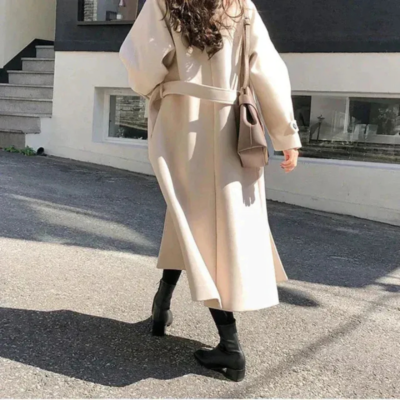 Eleganter Vintage-Mantel für Damen mit klassischem Schnitt und stilvollen Details