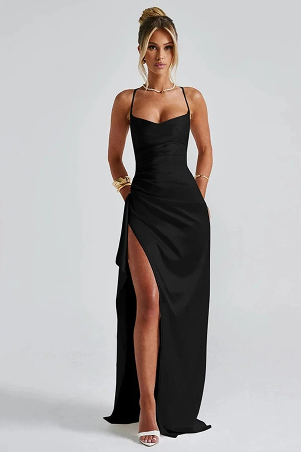 Damen elegantes Kleid für Hochzeitsgäste mit Schlitz, stilvoll und festlich für besondere Anlässe.

