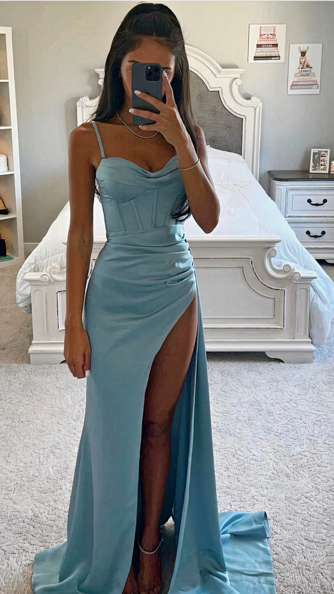 Damen elegantes Vintage-Abendkleid mit zeitlosem Design, perfekt für festliche Anlässe und besondere Auftritte.