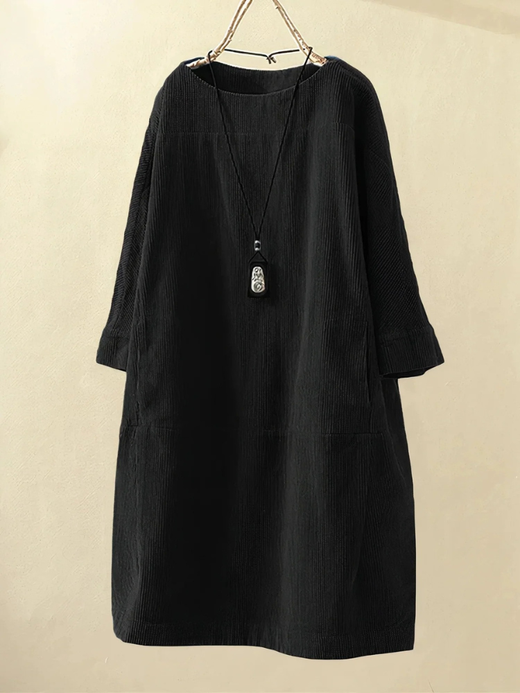 Damen entspanntes schlichtes Sommerkleid für warme Tage mit lockerem Schnitt und minimalistischem Stil