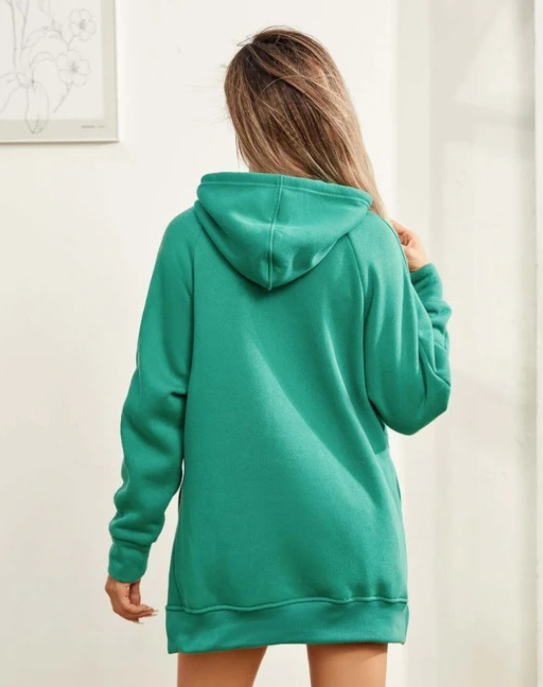 Damen Freizeit Hoodie Kleid in modernem Design, ideal für Alltag, Freizeit und entspannte Anlässe.