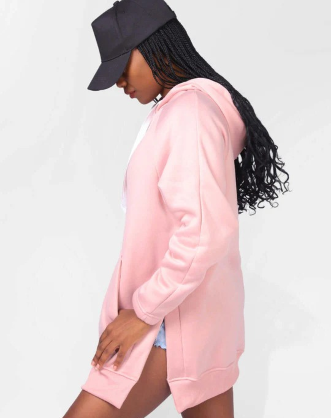 Damen Freizeit Hoodie Kleid in modernem Design, ideal für Alltag, Freizeit und entspannte Anlässe.