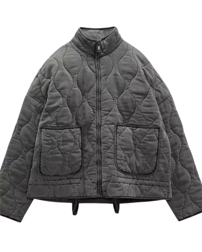 Damen Freizeit Steppjacke in modernem Stil, ideal für Alltag und Freizeit.
