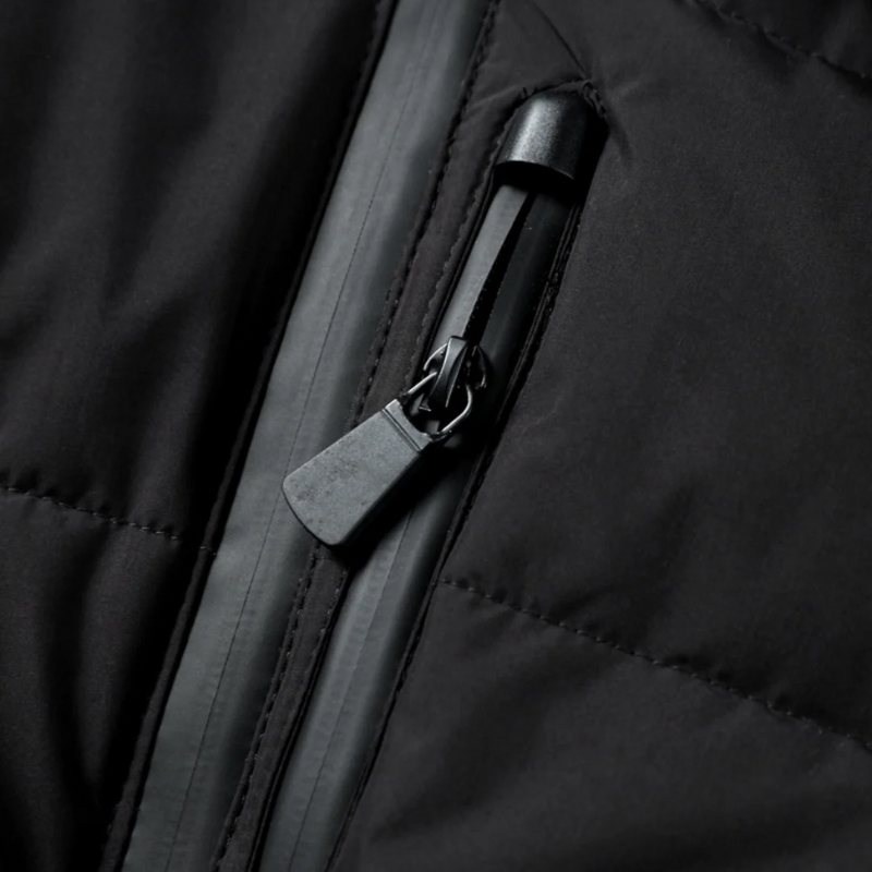 Damen gefütterte Winterjacke, warme stilvolle Jacke für kalte Wintertage