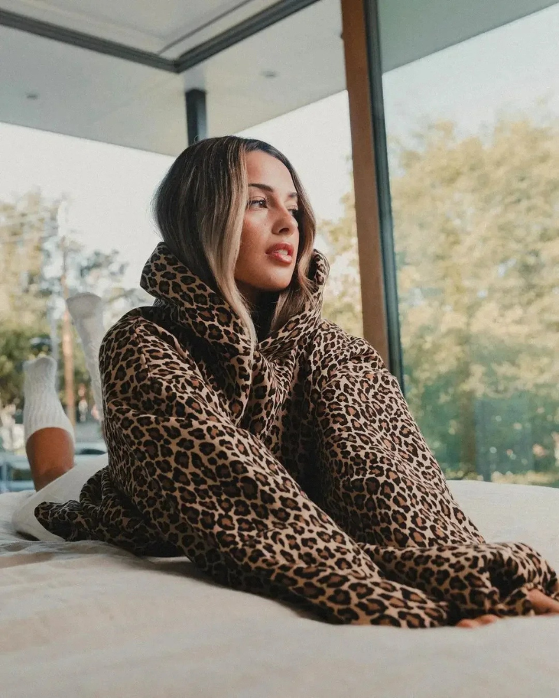 Damen-Kapuzenjacke mit Leopardenprint, modisch und bequem für Alltag und Freizeit