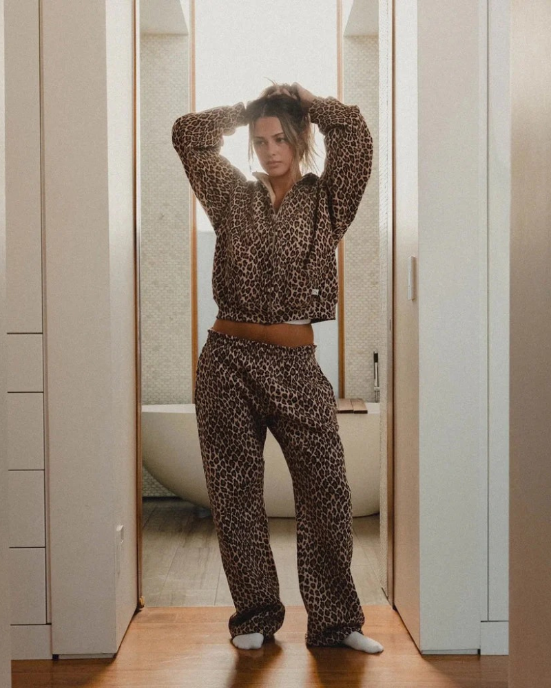 Damen-Kapuzenjacke mit Leopardenprint, modisch und bequem für Alltag und Freizeit