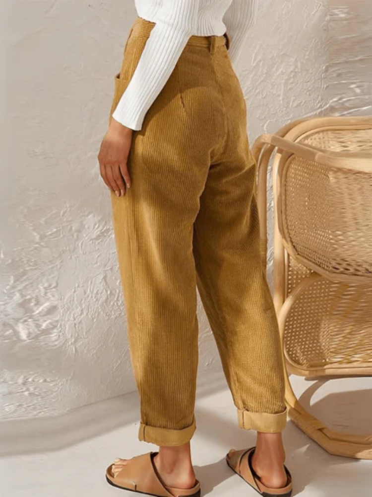Damen klassische Cordhose mit bequemem Schnitt für Alltag und Freizeit