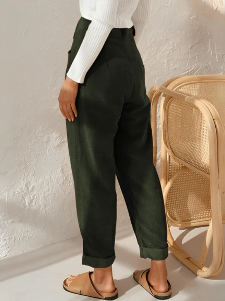 Damen klassische Cordhose mit bequemem Schnitt für Alltag und Freizeit