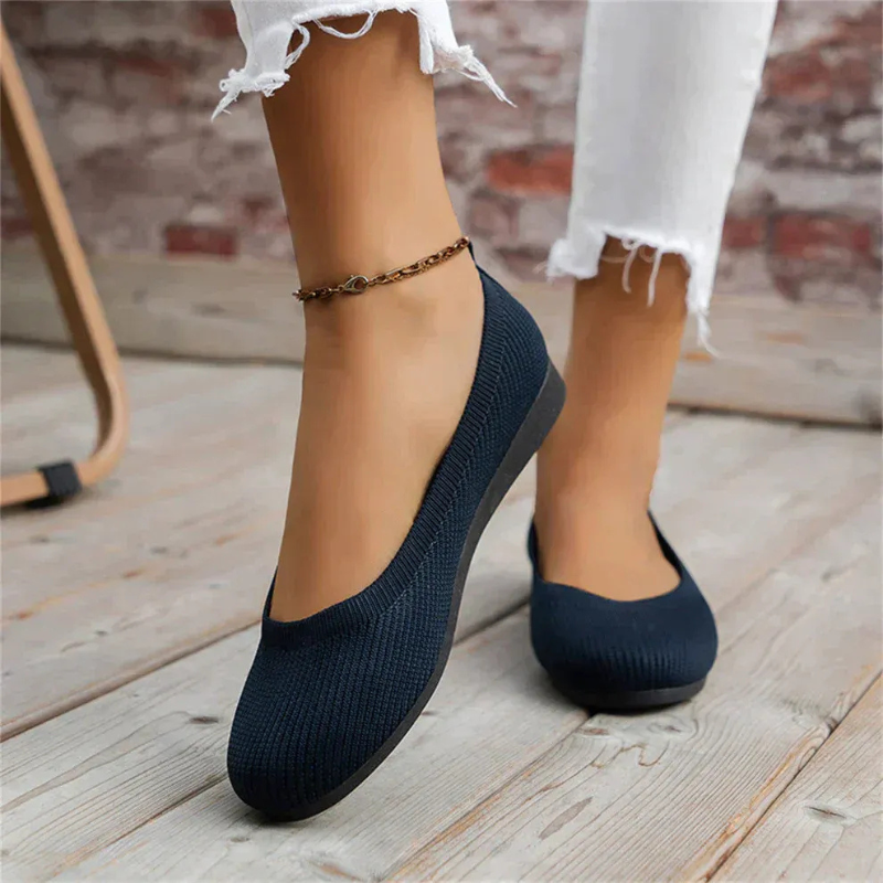 Damen lässig Sommer Puppe Schuhe mit femininem Design für sommerliche Outfits.