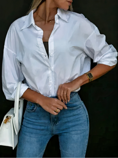 Damen lässige Bluse mit Knopfleiste in modernem, lockerem Schnitt für vielseitige Outfits.


