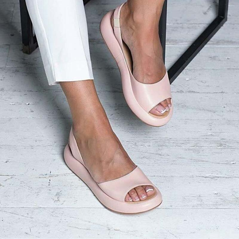 Damen lässige Sommersandalen in modernem Design für entspannten Sommer-Look.