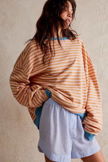 Damen lässiger gestreifter Pullover im modernen Design