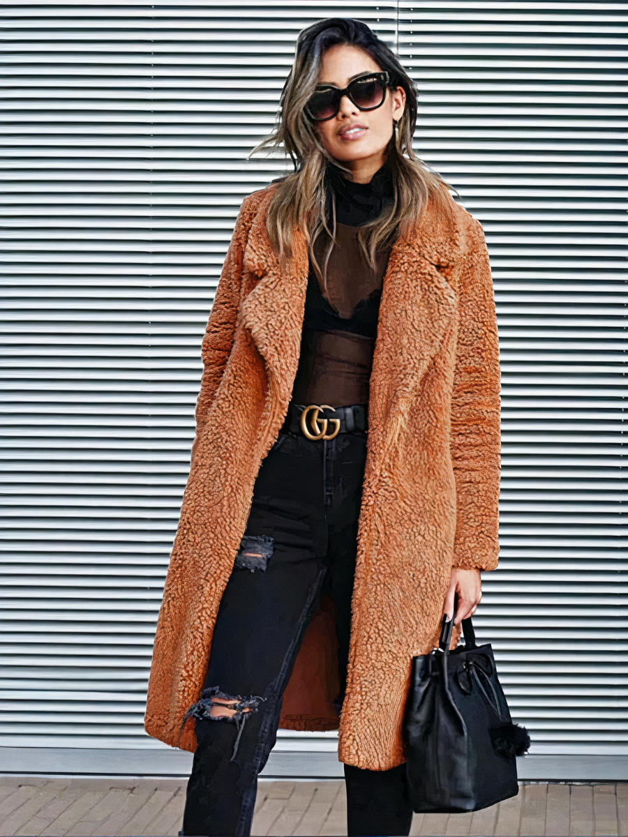 Damen langer und warmer eleganter Mantel für Wintertage