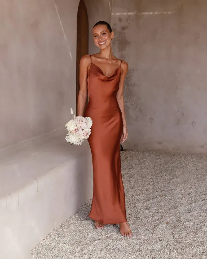  Damen langes elegantes Kleid für Hochzeitsgäste – stilvoll und bequem für feierliche Anlässe.