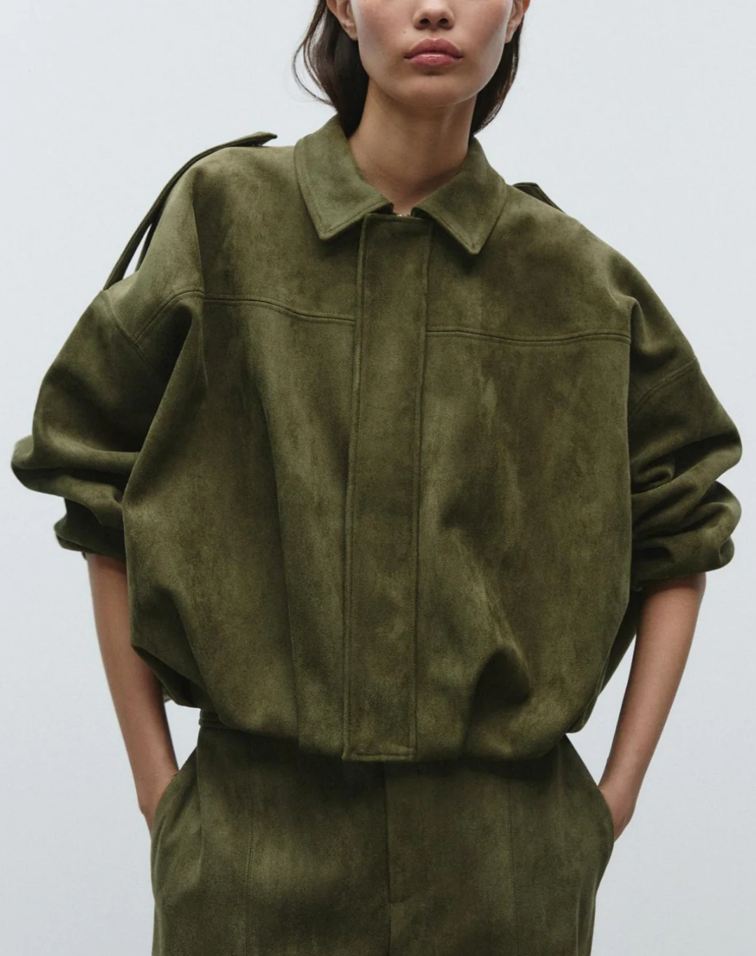 Damen moderne stylische Jacke mit zeitgemäßem Design