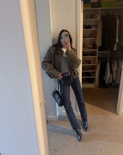 Damen moderne stylische Jacke mit zeitgemäßem Design