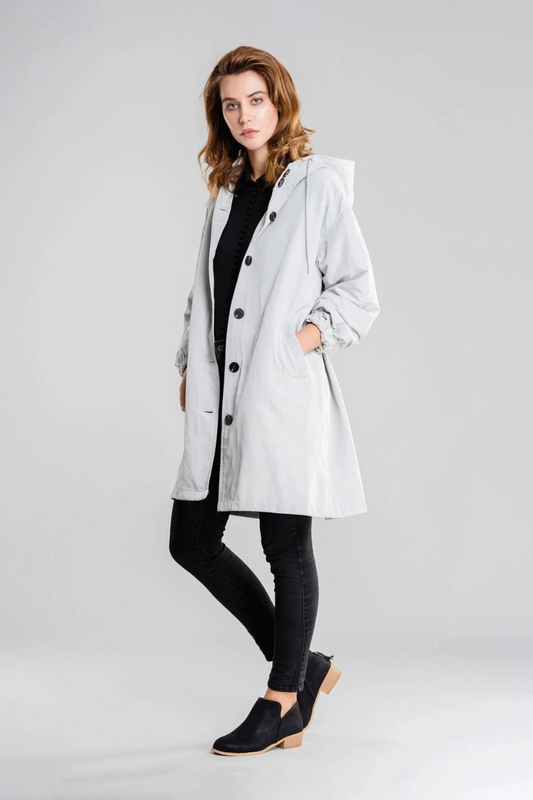 Damen Outdoor-Regenjacke wasserdicht mit Kapuze für zuverlässigen Schutz bei jedem Wetter