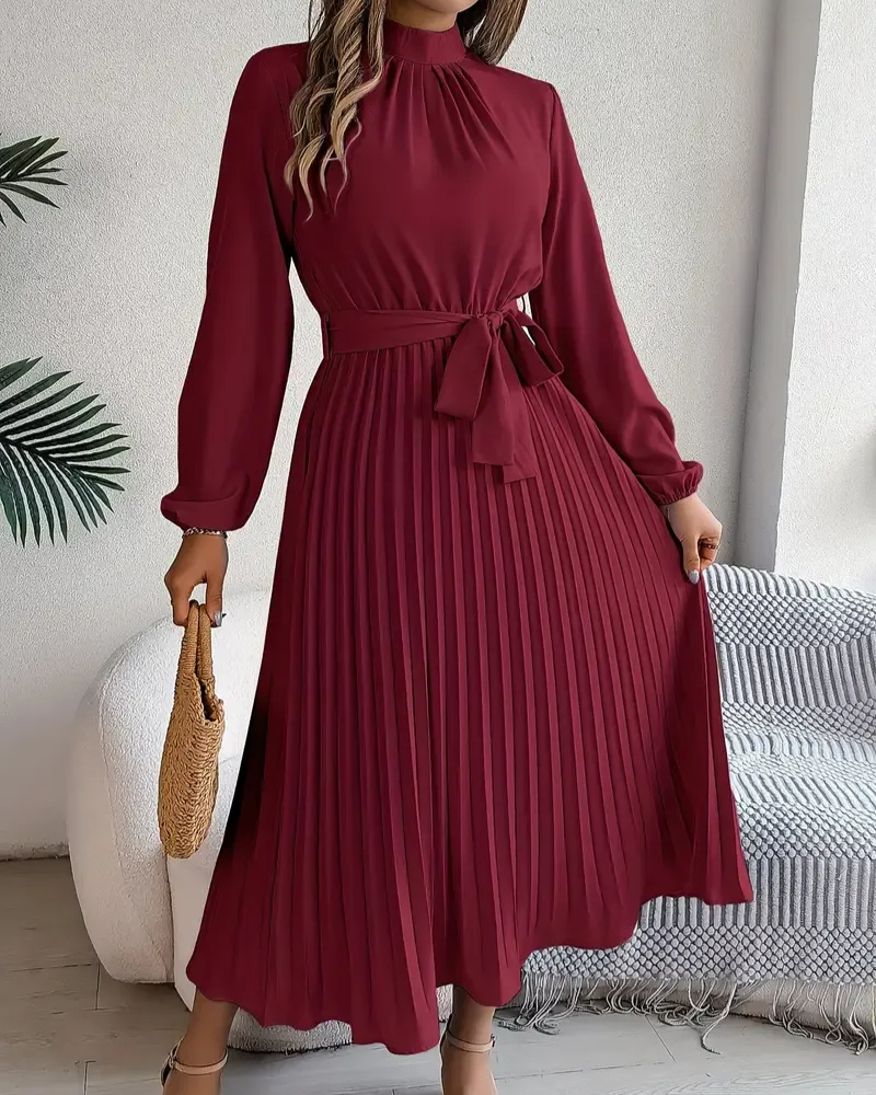 Damen plissiertes Kleid mit langen Ärmeln für Alltag und besondere Anlässe.